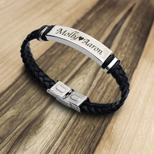 PULSERA PERSONALIZADA DE CUERO CON NOMBRE