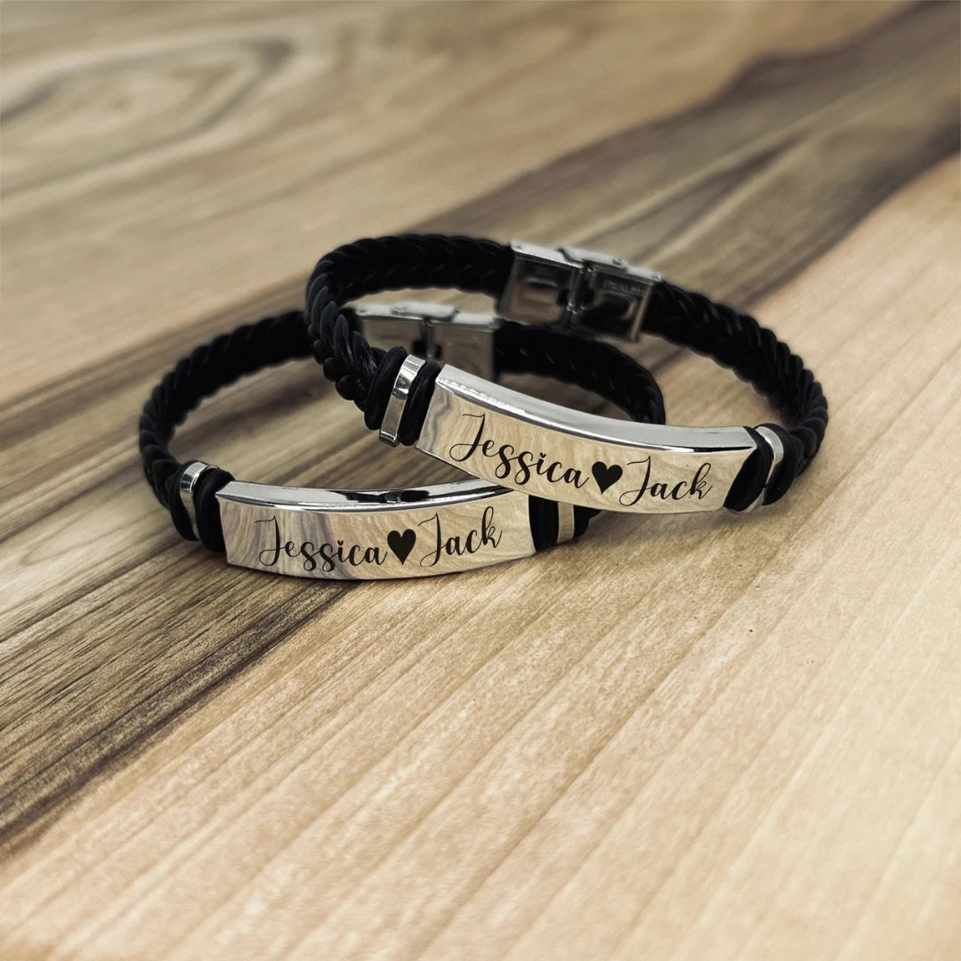 PULSERA PERSONALIZADA DE CUERO CON NOMBRE